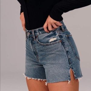 Abercrombie & Fitch High Rise Mom Shorts